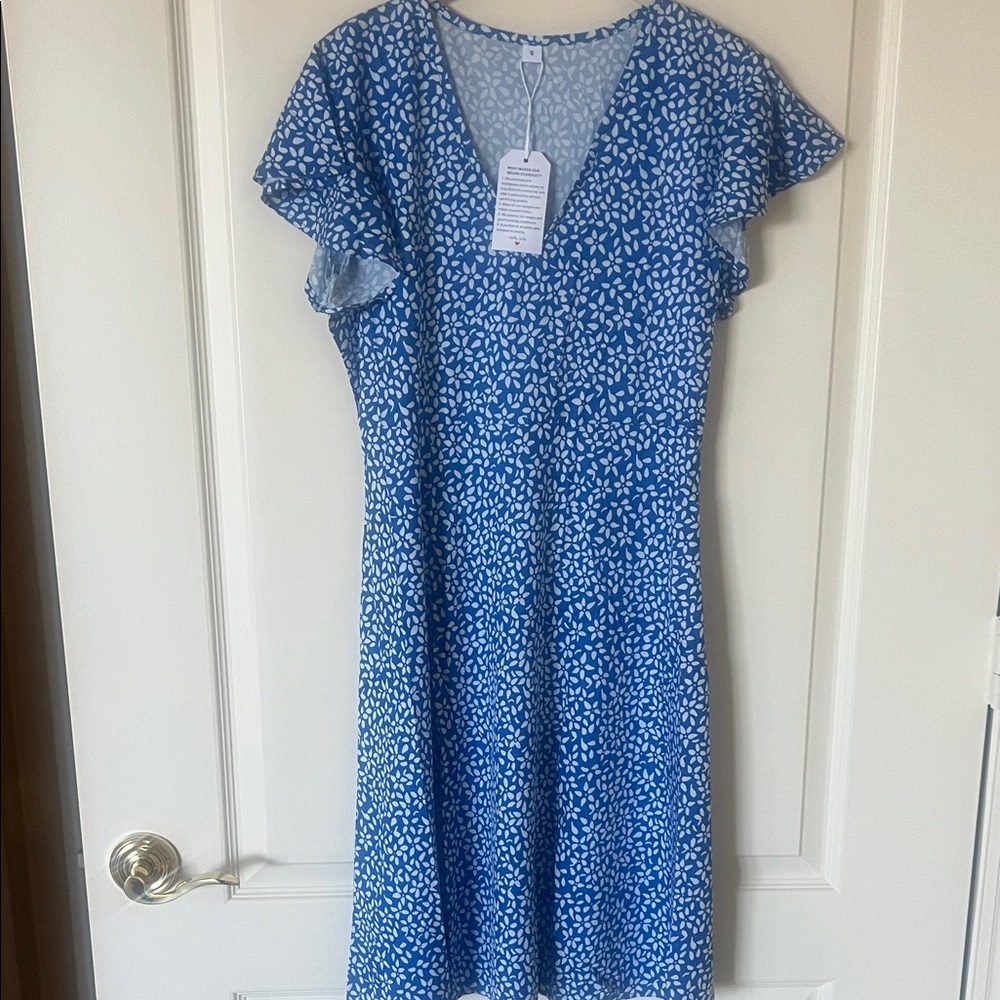 Blue Floral V-Neck Midi Dress with Flutter Sleeves
